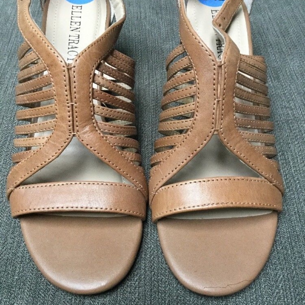 Ellen Tracy 2 1/2" Open Toe Sandal SZ 6 /2 M - Picture 4 of 4